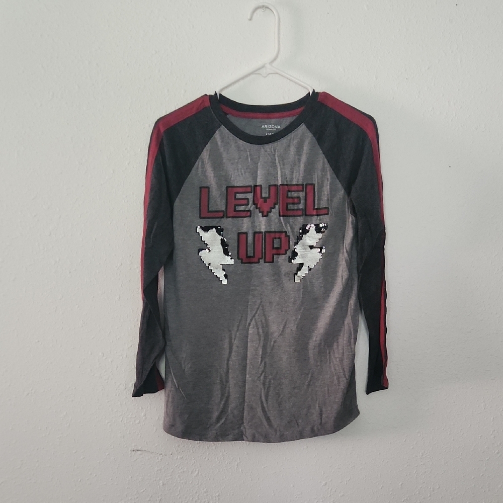 🎊4/$20 // ARIZONA JEAN CO: Flip Sequin Gamer Shirt